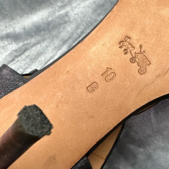 🎉COACH Izzy Leather Black Strappy Sandals 10 - Picture 16 of 16